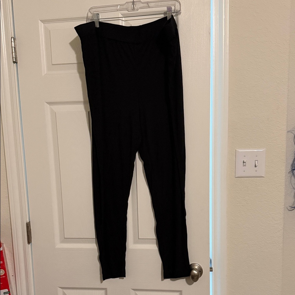 Zim & Zoe Black Leggings